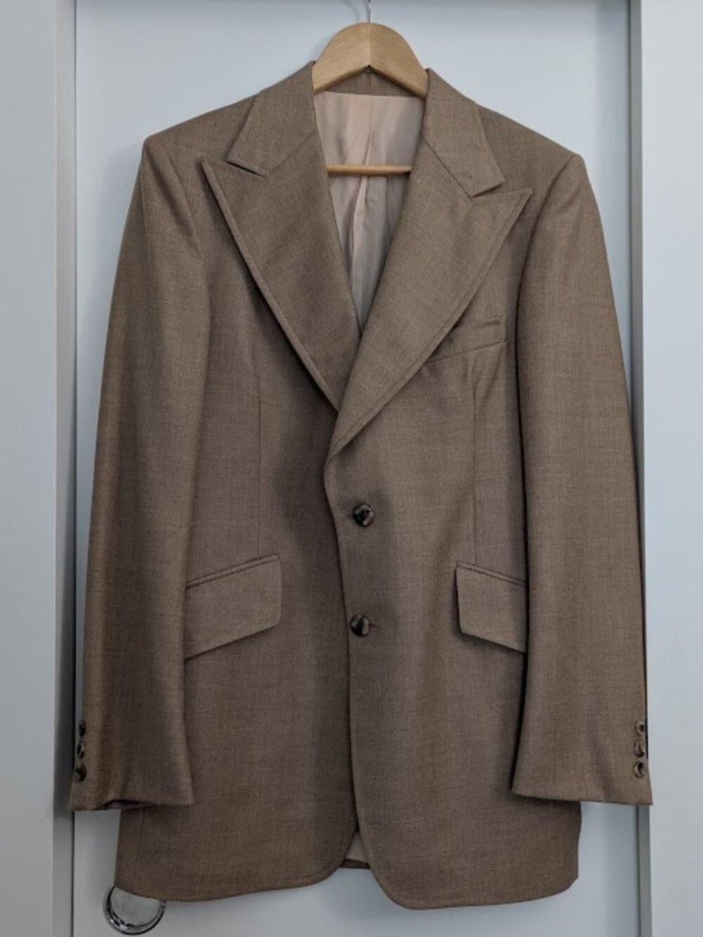 Pure Virgin Wool Equestrian-Inspired Longline Men’s Blazer - Picture 6 of 16
